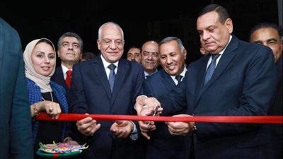 وزير التنمية المحلية ومحافظ الجيزة يفتتحان مهرجان التمور بنادي الزراعيين