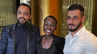النجمة العالمية لوبيتا نيانجو منتجة تنفيذية  للفيلم السوداني وداعا جوليا    .