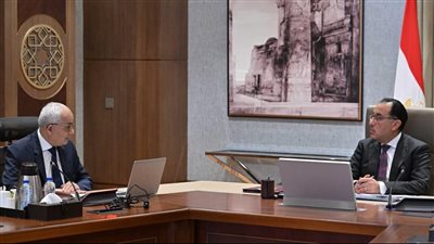 رئيس الوزراء يتابع مع وزير التعليم خطوات تطوير مسارات التعليم قبل الجامعي