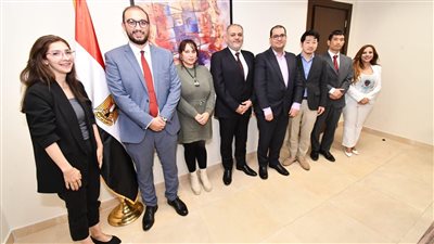 مسئولو المجتمعات العمرانية يعرضون الفرص الاستثمارية بالمدن الجديدة على ممثلى الحكومة اليابانية