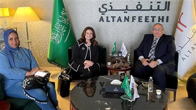 وزيرة الهجرة تصل أولى محطات جولتها الخارجية بالسعودية لحث المصريين بالخارج على المشاركة في الانتخابات الرئاسية