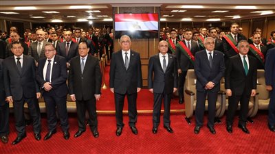 أعضاء النيابة العامة الجدد يؤدون اليمين القانونية أمام وزير العدل بحضور النائب العام
