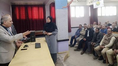 وكيل تعليم كفر الشيخ يتفقد البرنامج التدريبى 