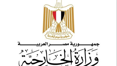 وزير الخارجية وأعضاء اللجنة الوزارية العربية الإسلامية يلتقون مع الرئيس الفرنسي