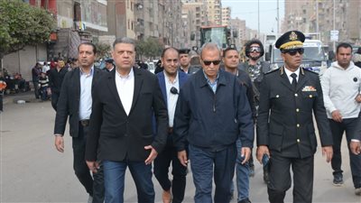 محافظ القليوبية يقود حملة مكبرة للنظافة والإشغالات بحضور القيادات الأمنية