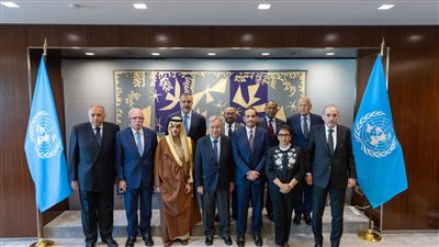 اللجنة الوزارية المكلفة من القمة العربية المشتركة يلتقون الأمين العام للأمم المتحدة