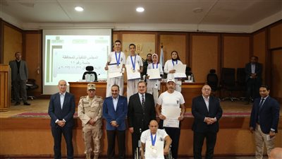 محافظ كفرالشيخ يكرم المتميزين من أبناء المحافظة عرفاناً بجهودهم المبذولة في أداء عملهم