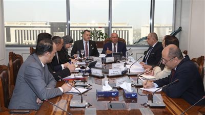 وزيرا النقل والآثار يبحثان سبل تعظيم السياحة النيلية في مصر  