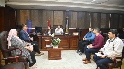 محافظ الغربية يعقد اجتماعا لمتابعة قطاعات مياه الشرب والصرف الصحي لمجابهة الأزمات