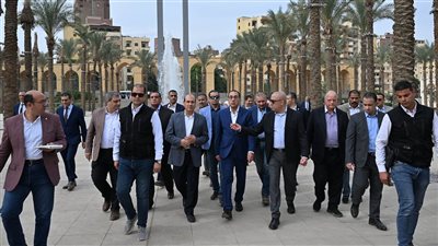 رئيس الوزراء يتفقد المنطقة الاستثمارية والمولات التجارية بحدائق الفسطاط