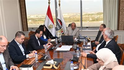 وزير قطاع الأعمال: الانتخاب حق لكل عامل وواجب عليه