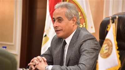 وزير العمل يوجه المديريات بالمحافظات مشاركة العاملين في الانتخابات الرئاسية
