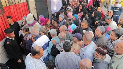    إقبال وحضور لافت للناخبين من كافة الفئات العمرية بلجان الهرم وفيصل 