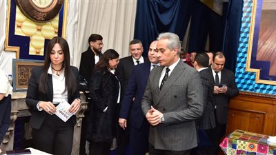 وزير العمل يدلى بصوته في الانتخابات الرئاسية بمدرسة الشهيد مصطفى بمصر الجديدة 