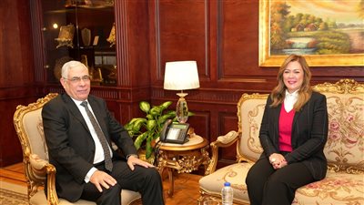 النائب العام يستقبل المدير التنفيذي للأكاديمية الوطنية لتدريب وتأهيل الشباب 