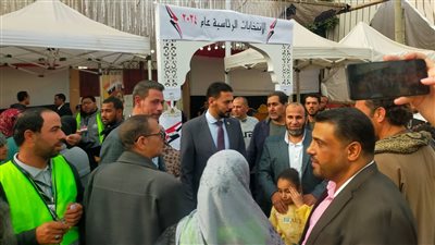أهالي كرداسة يحتشدون أمام اللجان وصناديق الاقتراع بانتخابات رئاسة الجمهورية