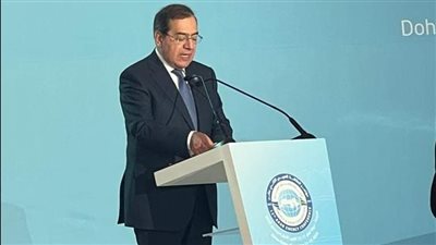 الملا: صناعة البترول والغاز جزء رئيسى من الحلول العالمية لمواجهة التغير المناخي
