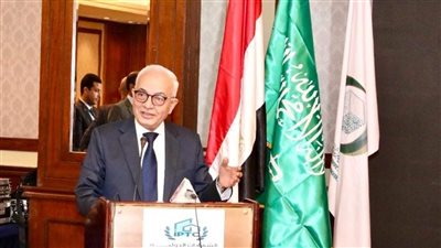 وزير التعليم يشهد حفل إطلاق الدورات التدريبية لمشروع الشهادات الدولية في التدريس
