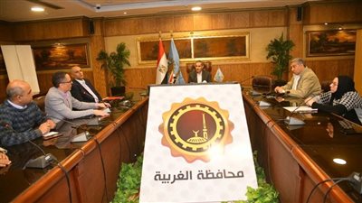 محافظ الغربية يعقد اجتماعا لتذليل عقبات مستشفيات طنطا العام والأورام الجديد