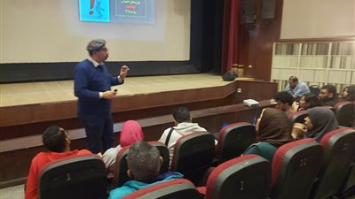 صناعة الصورة وقراءة النص المسرحي ضمن فعاليات ورشة 