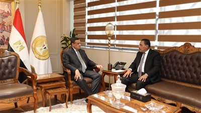 وزير التنمية المحلية يلتقى مع محافظ مطروح لمتابعة عدد من الملفات الخدمية للمواطنين
