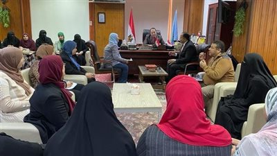 وكيل صحة كفر الشيخ  يجتمع بإدارة التمريض ويكرم المتميزين 