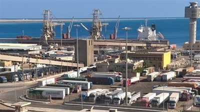 تداول  14 الف طن بضائع عامة ومتنوعة بموانئ البحر الأحمر