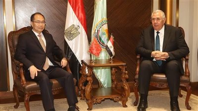 وزير الزراعة يبحث مع نائب حاكم مقاطعة سيتشوان الصينية التعاون المشترك في الأنشطة الزراعية