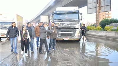 محافظ الغربية يواصل جولته الميدانية لمتابعة جهود الوحدات المحلية في رفع نواتج الامطار