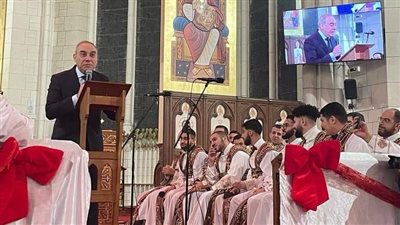 سفير مصر بفرنسا يهنئ الأنبا مارك أسقف باريس بمناسبة عيد الميلاد المجيد