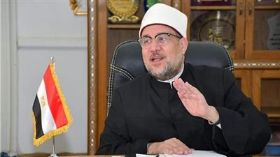 مختار جمعة: انتظار الرزق دون الأخذ بالأسباب أمل وهمي.. والحياد وقت الأزمات خيانة