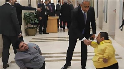 توفير فرصة عمل من أمام مكتبه..وزير العمل يستجيب لمواطن من«ذوي الهمم»من الغربية 