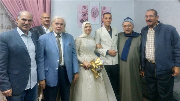 خلف الحدث