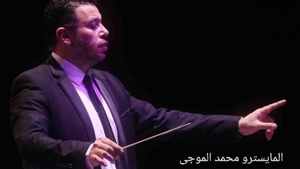 خلف الحدث