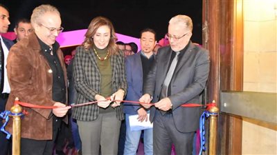وزيرة الثقافة تفتتح الدورة 34 لصالون الشباب تحت عنوان 