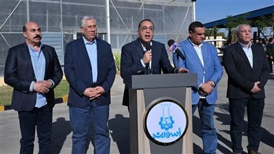 مدبولي: كلما زاد إنتاجنا من مشروعات الطاقة الجديدة والمتجددة قلّ اعتمادنا على الغاز والوقود الأحفوري بشكل عام