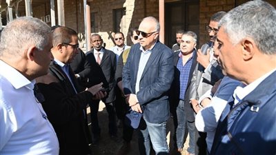 وزير الري يتفقد مقرات هيئة السد العالى وإدارتى خزان ورى أسوان