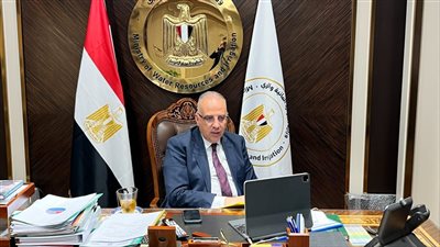 الدكتور سويلم يبحث مع المبعوث الفرنسي المشاركة المصرية في (قمة مياه واحدة)