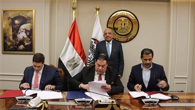 وزير قطاع الأعمال يشهد توقيع اتفاقية إنشاء شركة جديدة لرفع تركيز خام الفوسفات