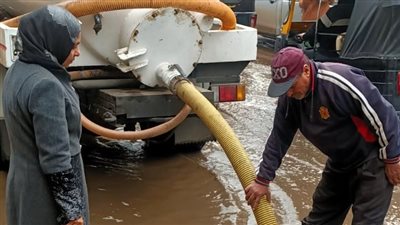 محافظ الغربية يُتابع جهود رفع نواتج الأمطار في مركز زفتى|صور