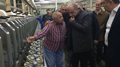 وزير قطاع الأعمال في جولة ميدانية بشركة مصر للغزل والنسيج بالمحلة الكبرى 