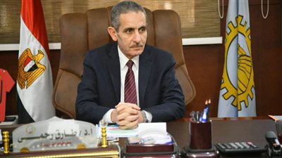 محافظ الغربية يتابع استكمال أعمال الرصف بشارع البحر بالمحلة الكبرى