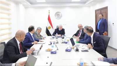 وزير التعليم العالي يترأس الاجتماع الأول للدورة الرابعة لانعقاد اللجنة التنفيذية للبعثات