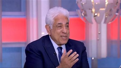 حسام بدراوي: الرئيس مبارك وافق على إجراء انتخابات رئاسية مبكرة حفاظا على الدولة.