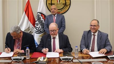  وزير قطاع الأعمال يشهد توقيع اتفاقية لإعادة تأهيل شركة الدلتا للأسمدة وتشغيل المصانع