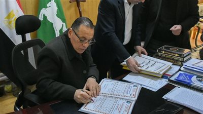 بنسبة نجاح 87.7%.. محافظ الشرقية يعتمد نتيجة الفصل الدراسي الأول للشهادة الإعدادية