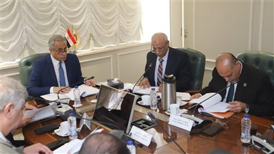 العمل: الرعاية للعمال وملياران و 216 مليونًا و 300 ألف جنيه دعمًا 