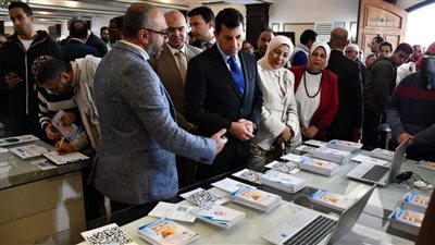 وزير الشباب والرياضة يفتتح فعاليات ملتقى التوظيف ومعرض منتجات الشباب بنادي 6 أكتوبر