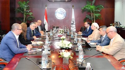 وزيرة البيئة: إدارة المخلفات والسياحة البيئية ملفات تتمتع بالعديد من المميزات تجعلها جاذبة للإستثمار
