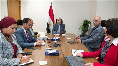 وزير الري يتابع الدراسات الجارية ضمن برنامج البحوث التطبيقية بين مصر وهولندا